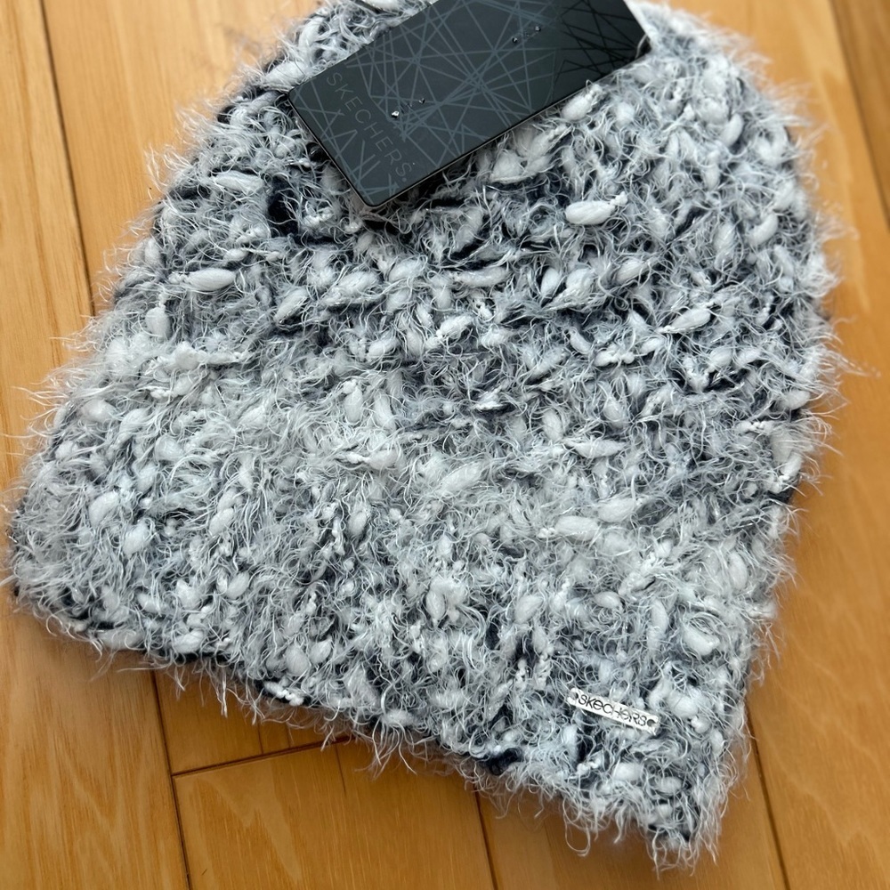 NWT Skechers Women’s Black Combo Beanie Toboggan Hat - Picture 7 of 12